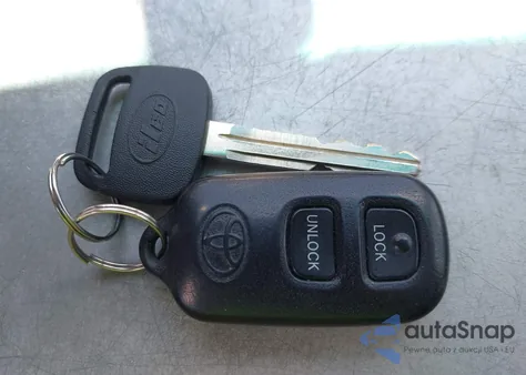 2005 Toyota Highlander z USA, uszkodzony, nr VIN JTEGD21A850120069